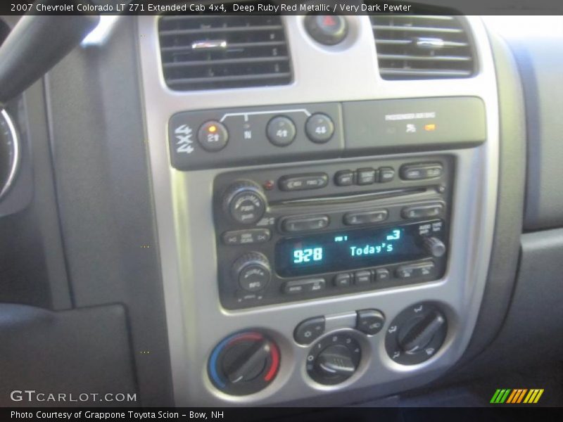 Deep Ruby Red Metallic / Very Dark Pewter 2007 Chevrolet Colorado LT Z71 Extended Cab 4x4