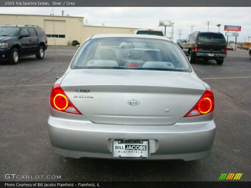 Silver / Grey 2003 Kia Spectra Sedan