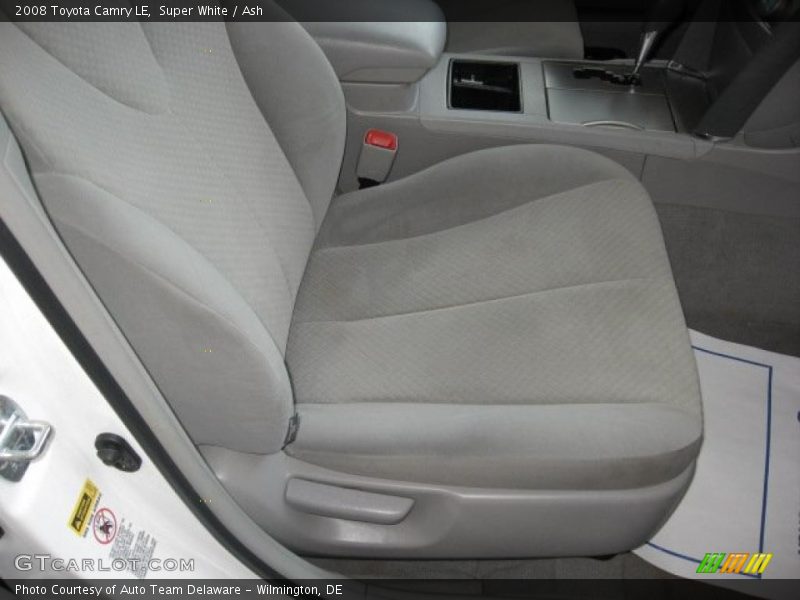 Super White / Ash 2008 Toyota Camry LE