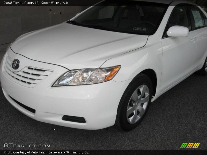 Super White / Ash 2008 Toyota Camry LE