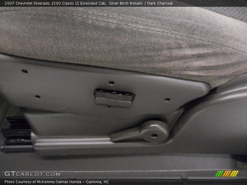Silver Birch Metallic / Dark Charcoal 2007 Chevrolet Silverado 1500 Classic LS Extended Cab