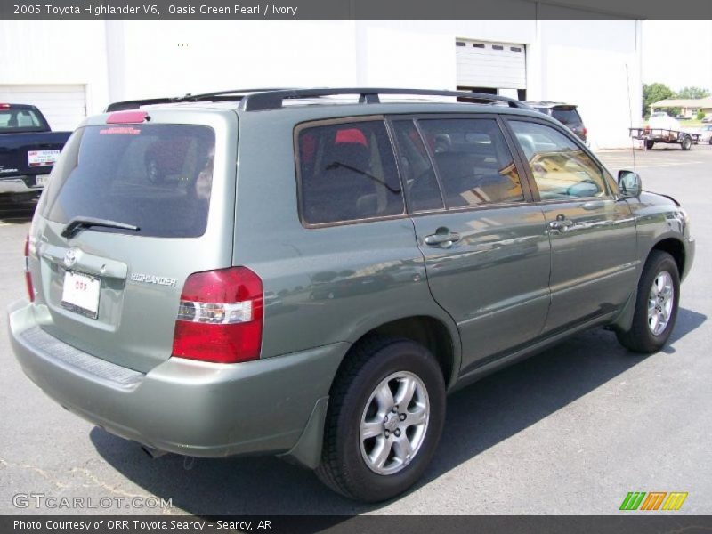 Oasis Green Pearl / Ivory 2005 Toyota Highlander V6