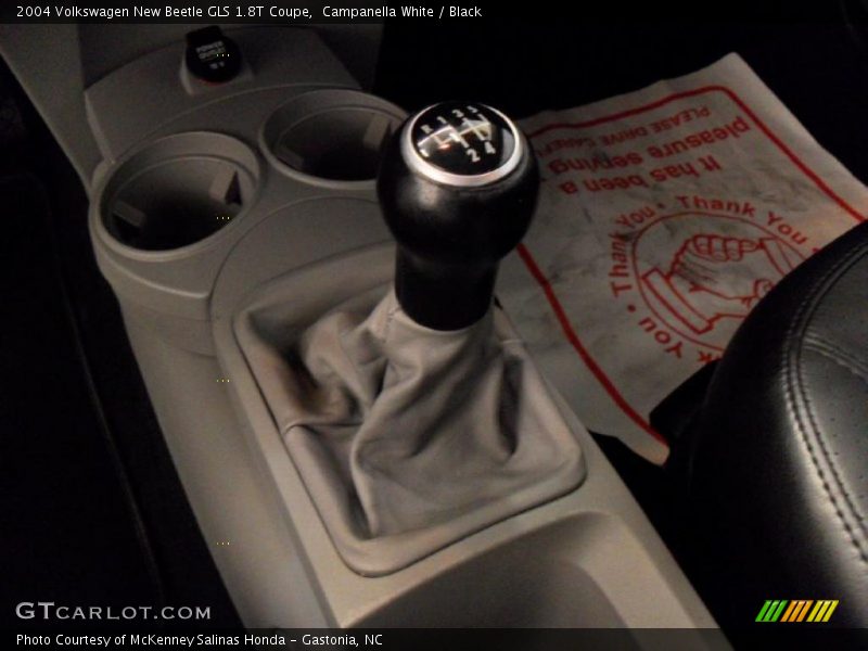 Campanella White / Black 2004 Volkswagen New Beetle GLS 1.8T Coupe