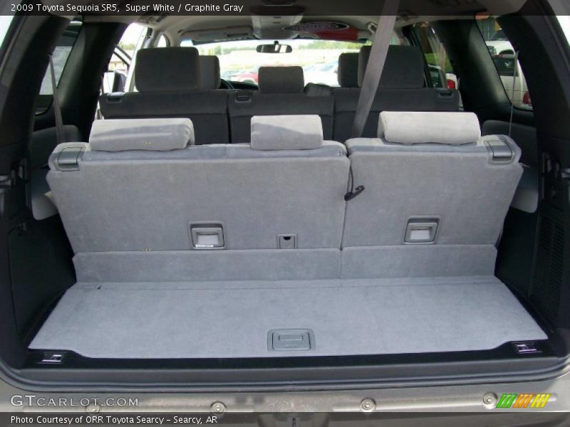 Super White / Graphite Gray 2009 Toyota Sequoia SR5