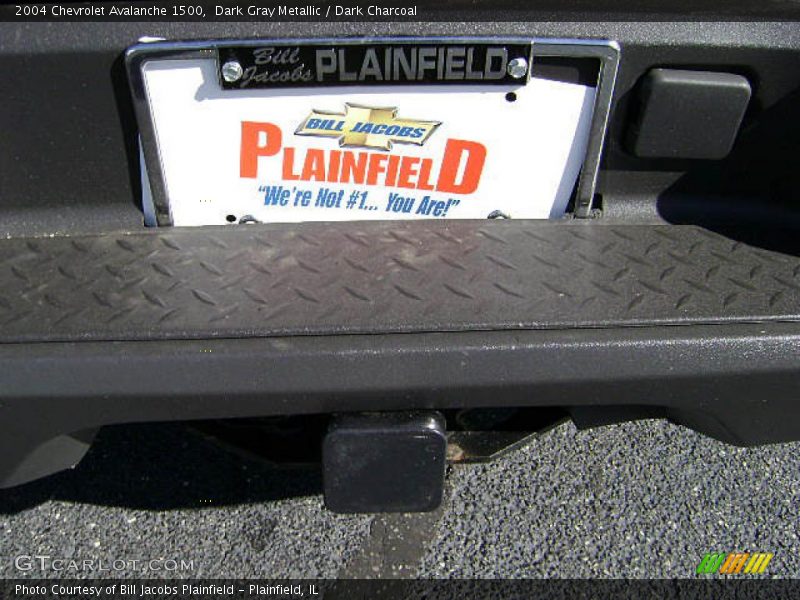 Dark Gray Metallic / Dark Charcoal 2004 Chevrolet Avalanche 1500