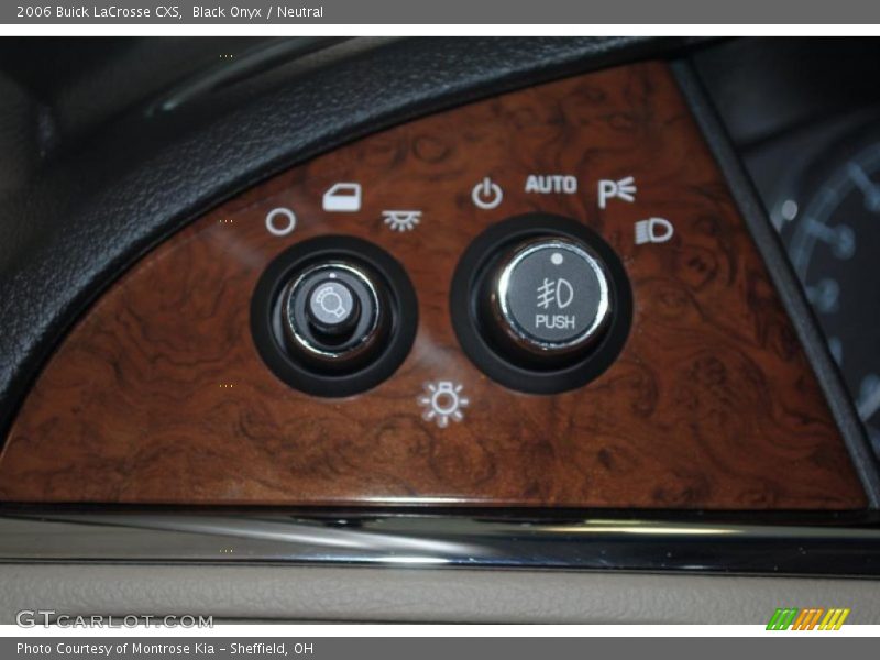 Black Onyx / Neutral 2006 Buick LaCrosse CXS