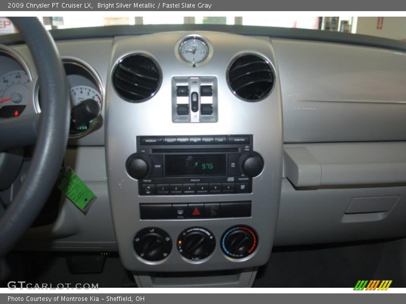 Bright Silver Metallic / Pastel Slate Gray 2009 Chrysler PT Cruiser LX