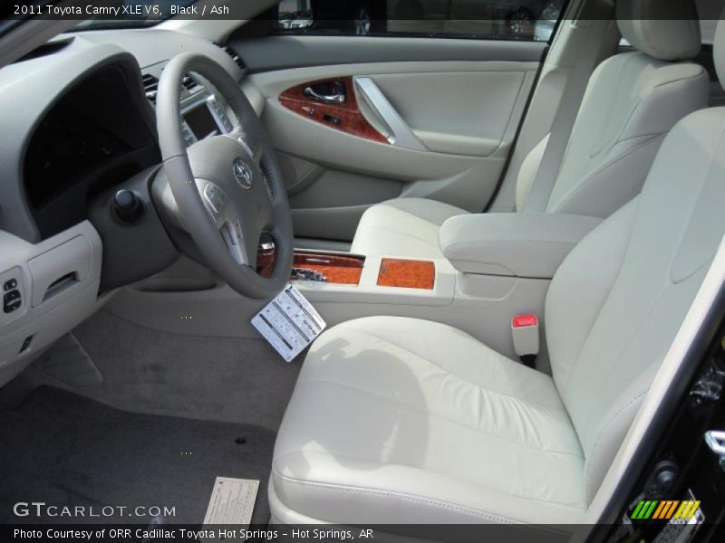 Black / Ash 2011 Toyota Camry XLE V6