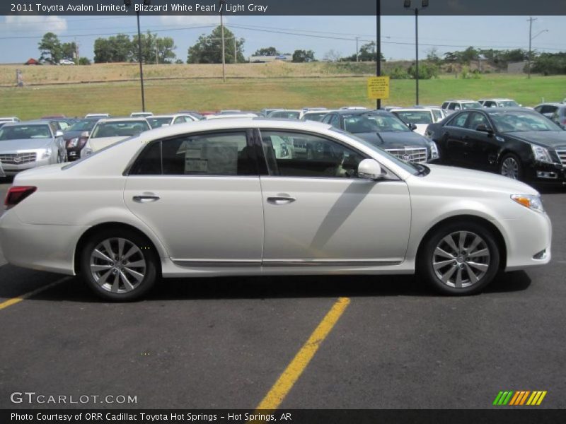 Blizzard White Pearl / Light Gray 2011 Toyota Avalon Limited