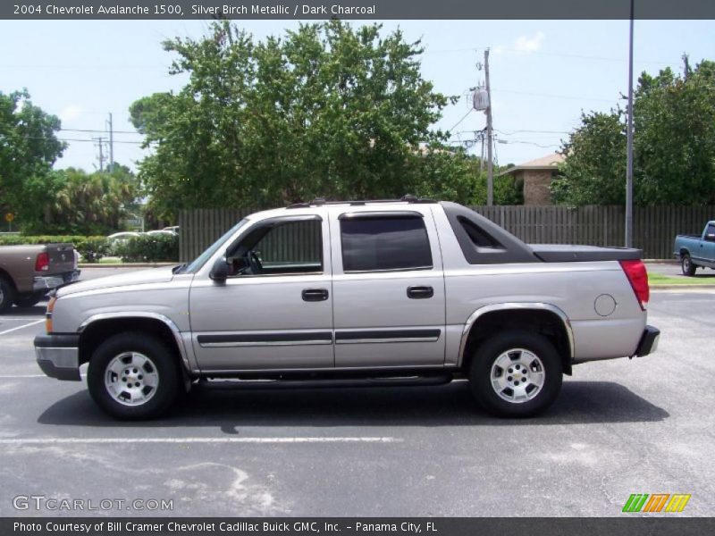 Silver Birch Metallic / Dark Charcoal 2004 Chevrolet Avalanche 1500