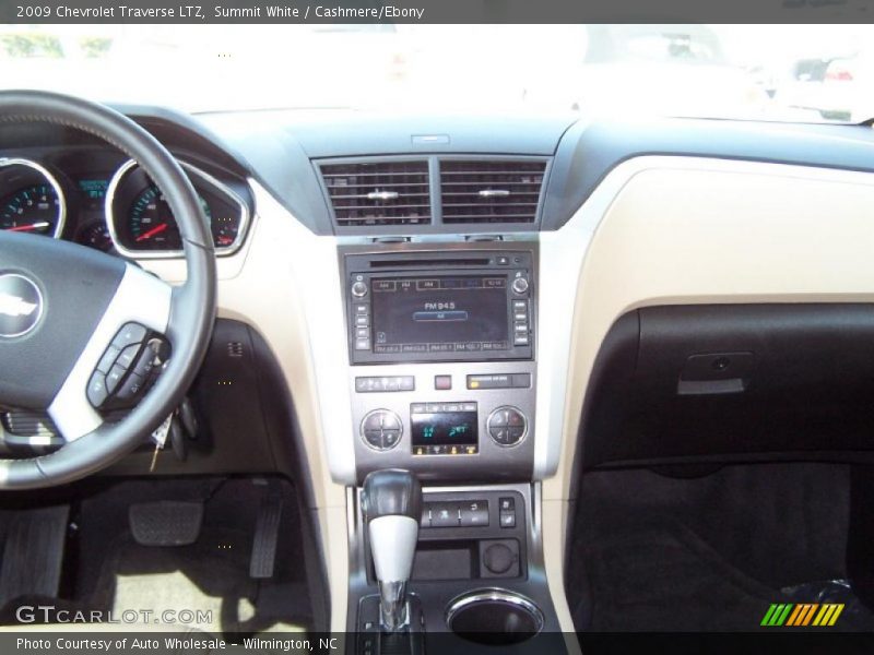 Summit White / Cashmere/Ebony 2009 Chevrolet Traverse LTZ