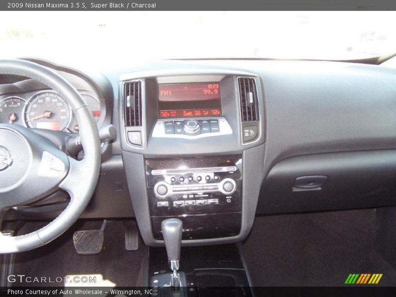 Super Black / Charcoal 2009 Nissan Maxima 3.5 S