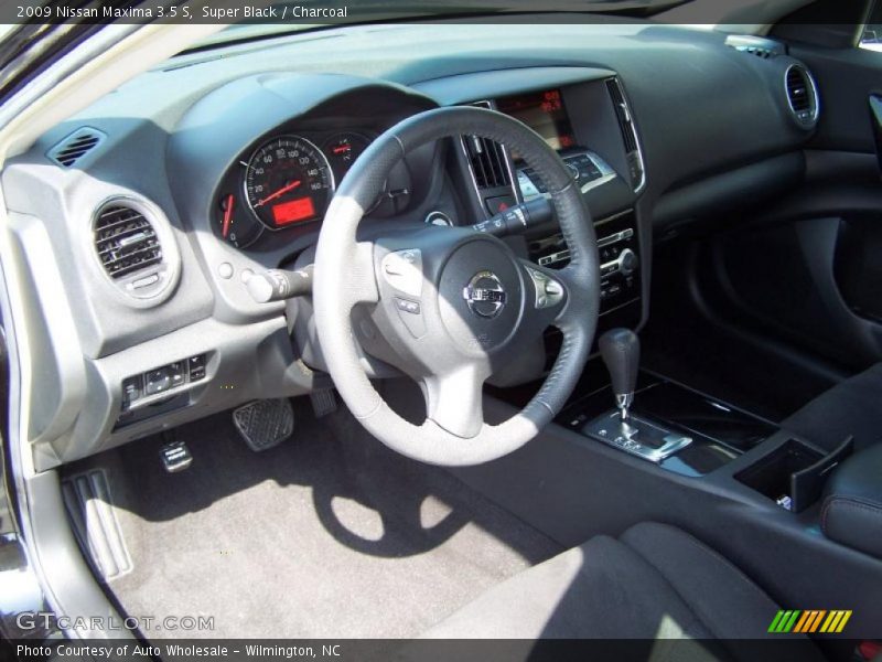 Super Black / Charcoal 2009 Nissan Maxima 3.5 S
