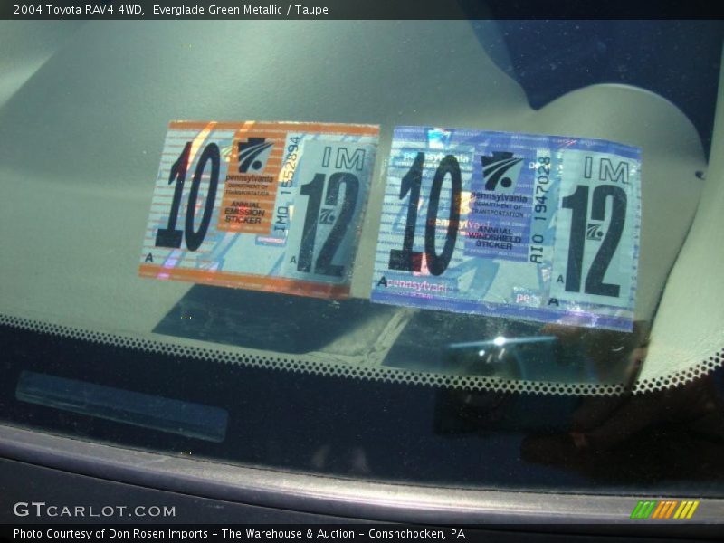 Everglade Green Metallic / Taupe 2004 Toyota RAV4 4WD