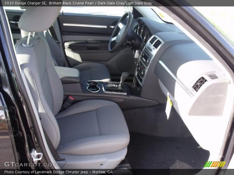 Brilliant Black Crystal Pearl / Dark Slate Gray/Light Slate Gray 2010 Dodge Charger SE