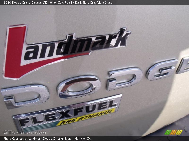 White Gold Pearl / Dark Slate Gray/Light Shale 2010 Dodge Grand Caravan SE