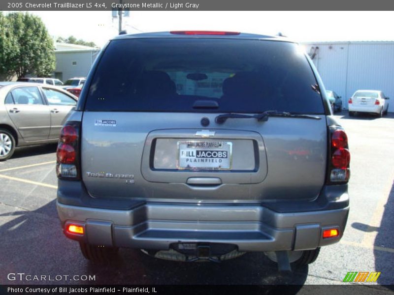 Graystone Metallic / Light Gray 2005 Chevrolet TrailBlazer LS 4x4