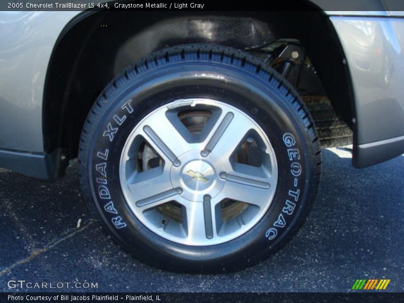 Graystone Metallic / Light Gray 2005 Chevrolet TrailBlazer LS 4x4