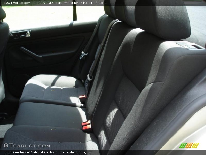 Wheat Beige Metallic / Black 2004 Volkswagen Jetta GLS TDI Sedan