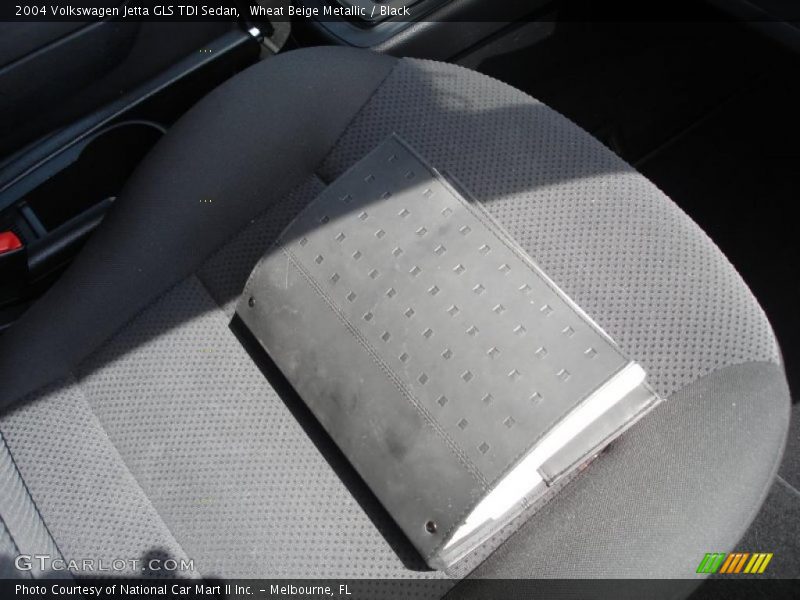 Wheat Beige Metallic / Black 2004 Volkswagen Jetta GLS TDI Sedan