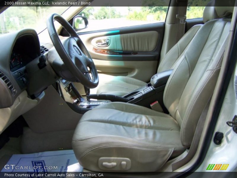 Icelandic Pearl / Blond 2000 Nissan Maxima GLE