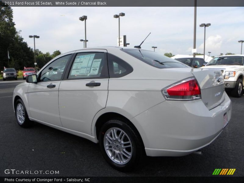 White Suede / Charcoal Black 2011 Ford Focus SE Sedan