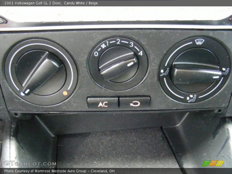 Candy White / Beige 2001 Volkswagen Golf GL 2 Door