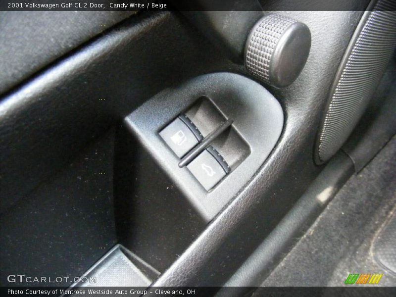 Candy White / Beige 2001 Volkswagen Golf GL 2 Door