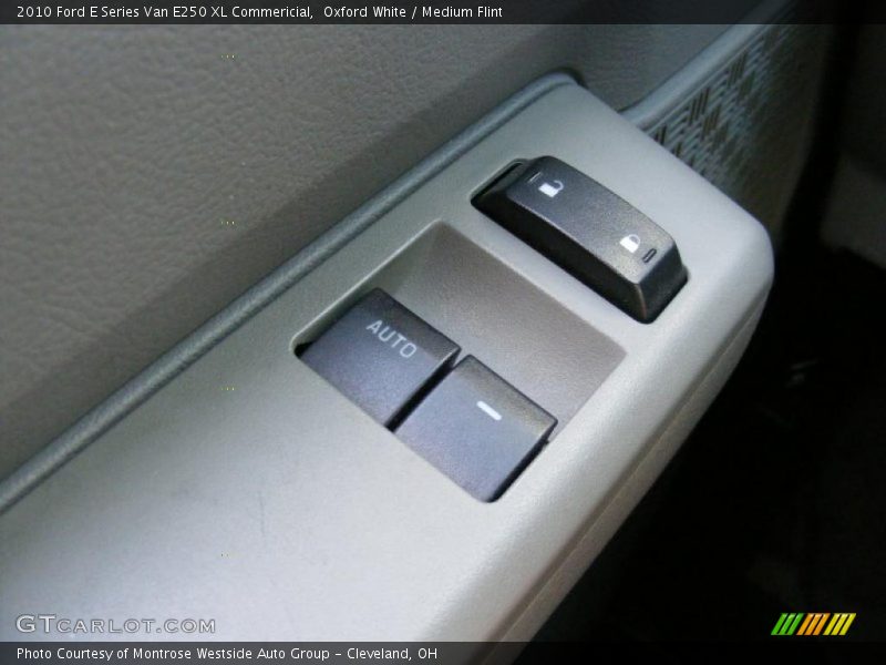Oxford White / Medium Flint 2010 Ford E Series Van E250 XL Commericial