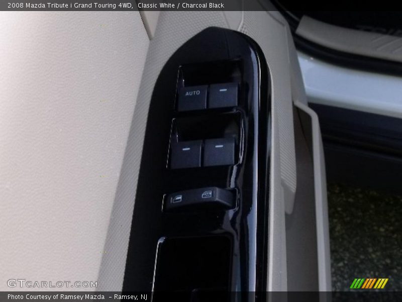 Classic White / Charcoal Black 2008 Mazda Tribute i Grand Touring 4WD