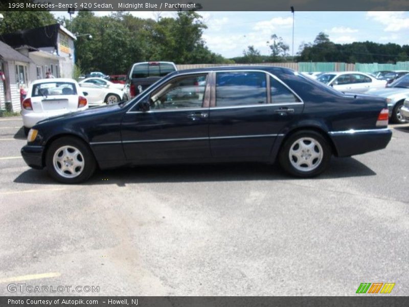 Midnight Blue / Parchment 1998 Mercedes-Benz S 420 Sedan