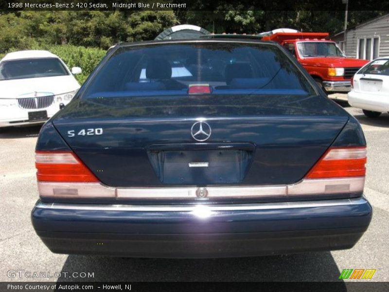 Midnight Blue / Parchment 1998 Mercedes-Benz S 420 Sedan