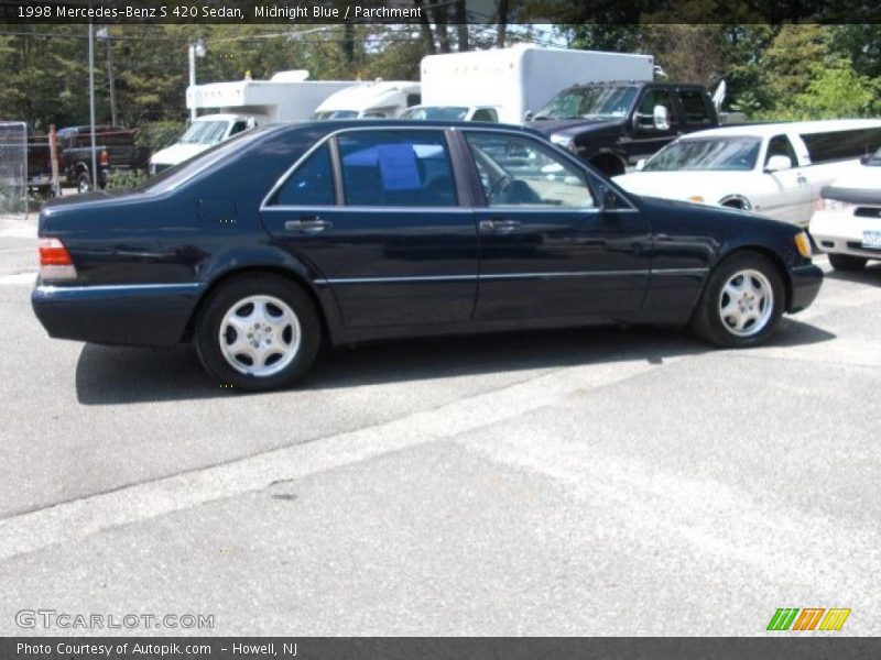 Midnight Blue / Parchment 1998 Mercedes-Benz S 420 Sedan