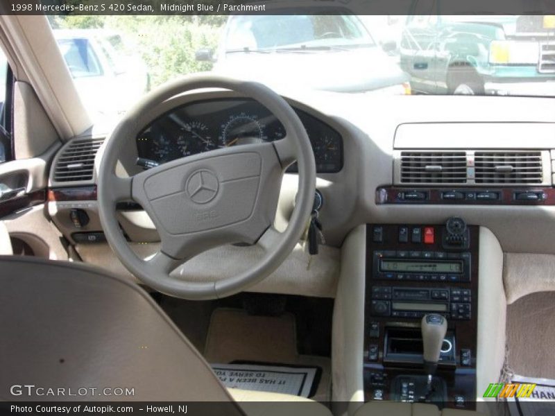 Midnight Blue / Parchment 1998 Mercedes-Benz S 420 Sedan