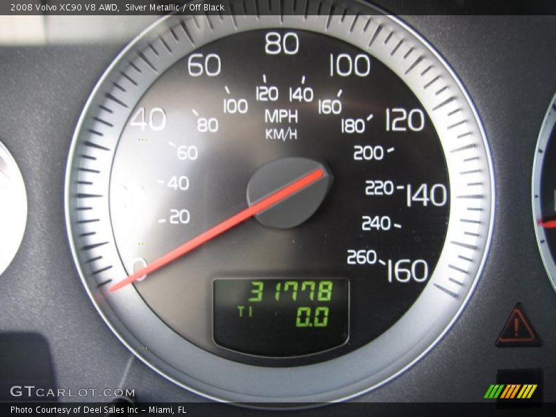 Silver Metallic / Off Black 2008 Volvo XC90 V8 AWD