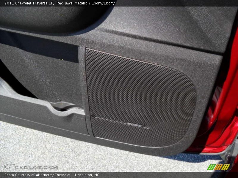 Red Jewel Metallic / Ebony/Ebony 2011 Chevrolet Traverse LT