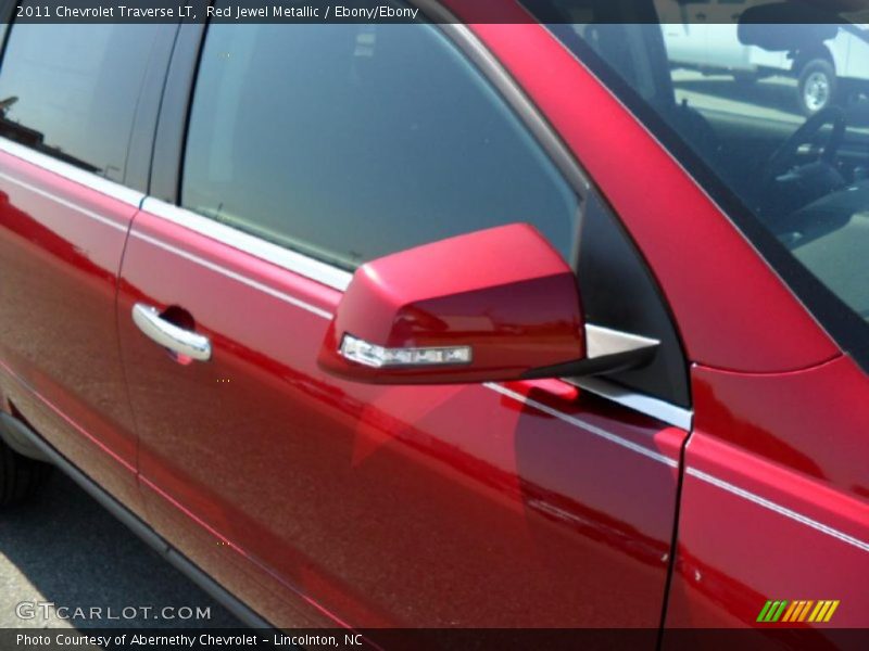 Red Jewel Metallic / Ebony/Ebony 2011 Chevrolet Traverse LT