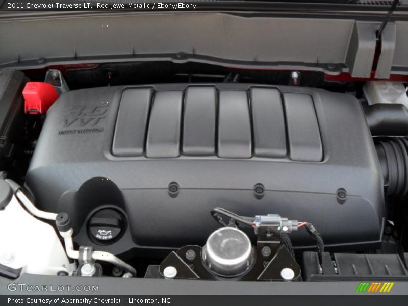 Red Jewel Metallic / Ebony/Ebony 2011 Chevrolet Traverse LT
