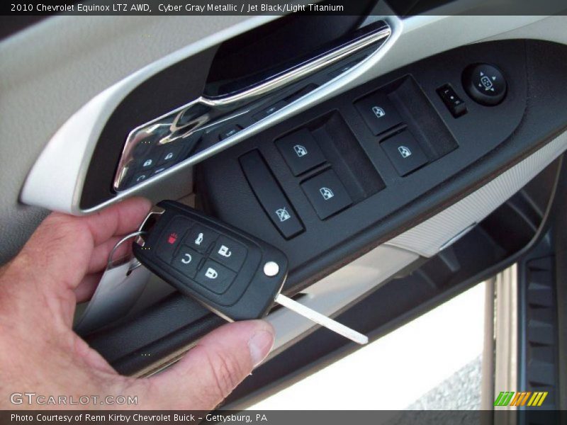 Cyber Gray Metallic / Jet Black/Light Titanium 2010 Chevrolet Equinox LTZ AWD