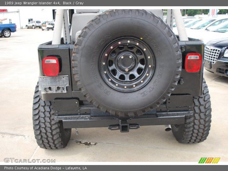 Black / Gray 1989 Jeep Wrangler Islander 4x4