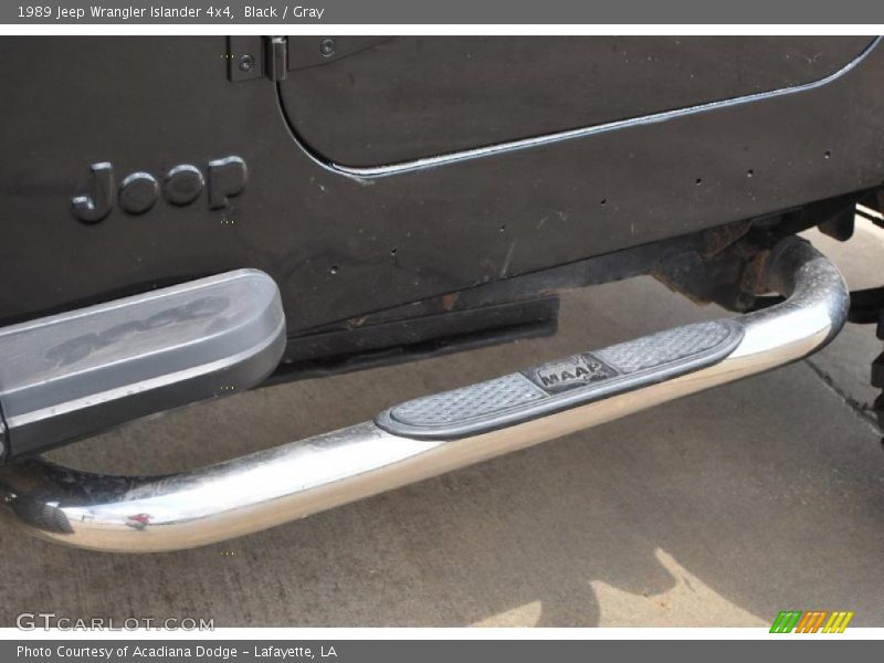 Black / Gray 1989 Jeep Wrangler Islander 4x4