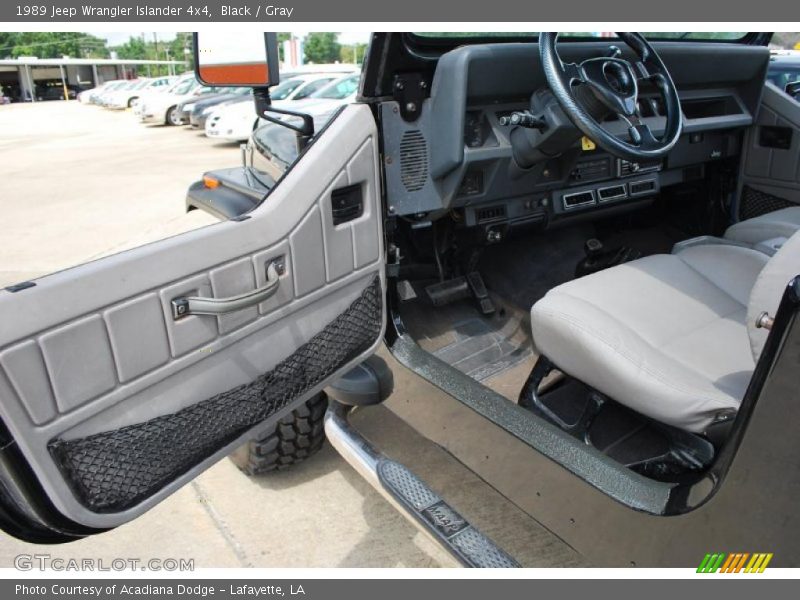 Black / Gray 1989 Jeep Wrangler Islander 4x4