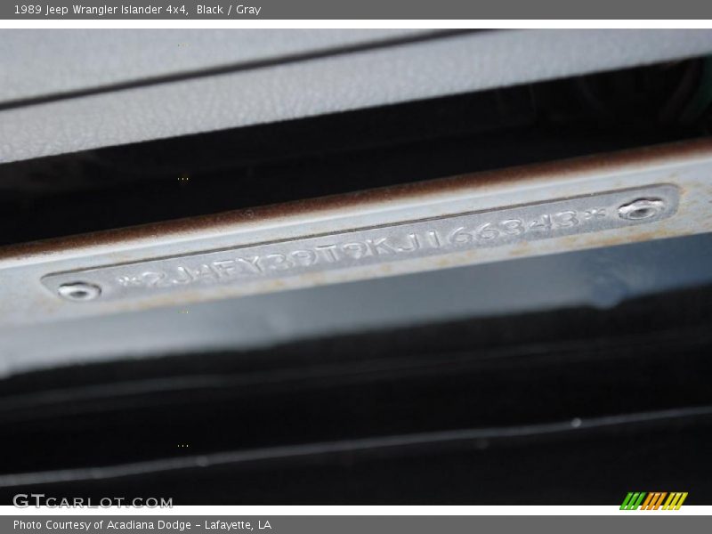 Black / Gray 1989 Jeep Wrangler Islander 4x4