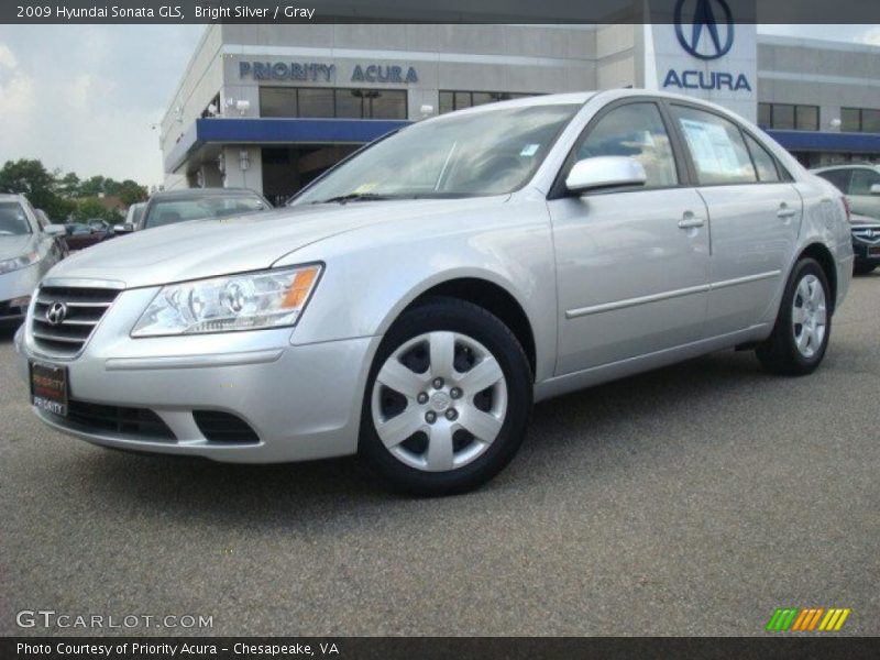 Bright Silver / Gray 2009 Hyundai Sonata GLS