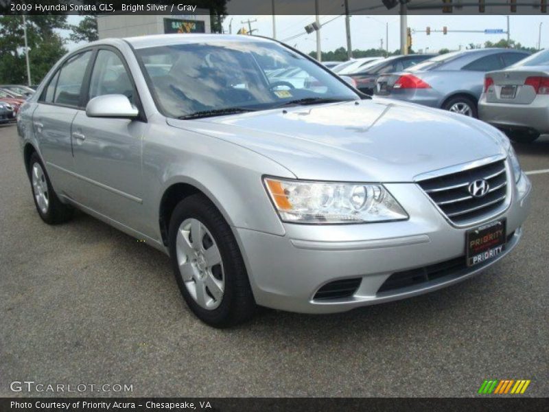 Bright Silver / Gray 2009 Hyundai Sonata GLS