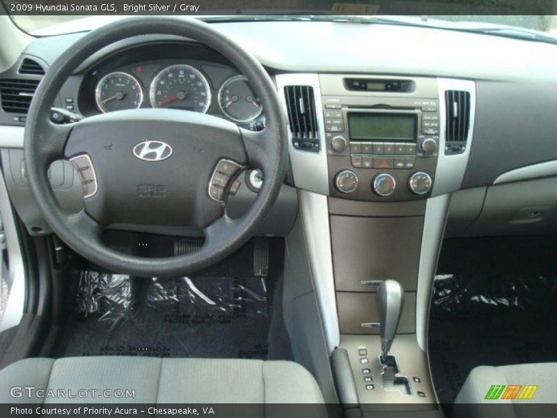 Bright Silver / Gray 2009 Hyundai Sonata GLS