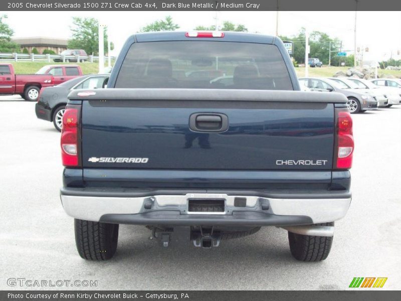 Dark Blue Metallic / Medium Gray 2005 Chevrolet Silverado 1500 Z71 Crew Cab 4x4