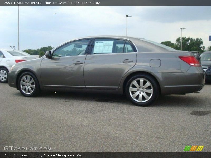 Phantom Gray Pearl / Graphite Gray 2005 Toyota Avalon XLS