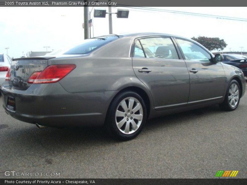 Phantom Gray Pearl / Graphite Gray 2005 Toyota Avalon XLS