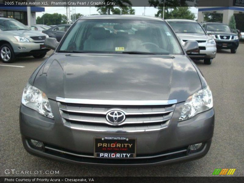 Phantom Gray Pearl / Graphite Gray 2005 Toyota Avalon XLS